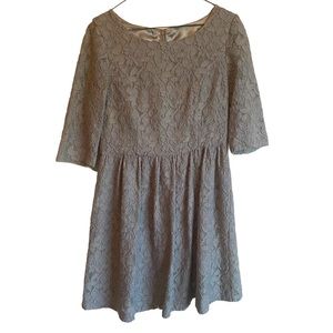 Gray lace a line small Kensie dress